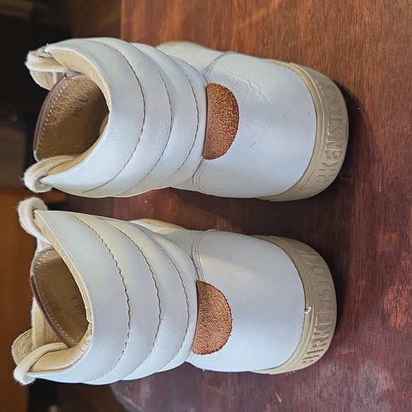 Birkenstock White High-Top Sneakers - Picture 4 of 6